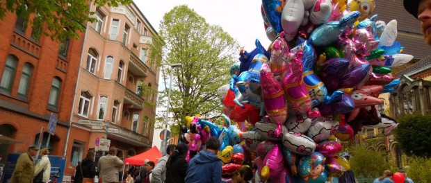 Bunte Luftballons auf dem Fest zu 900 Jahre Linden