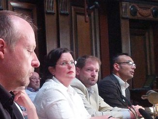 Machbarkeitsstudie Fössebad Team Krieger Architekten | Ingenieure bei der Präsentation