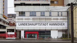 Ihmezentrum Spinnereistraße 3 Fassade Aufschrift Landeshauptstadt Hannover